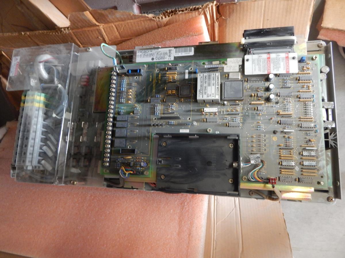 Variador 62 kVA modelo 13365-13X060-AN-EN4 marca Allen Bradley - imagen 1