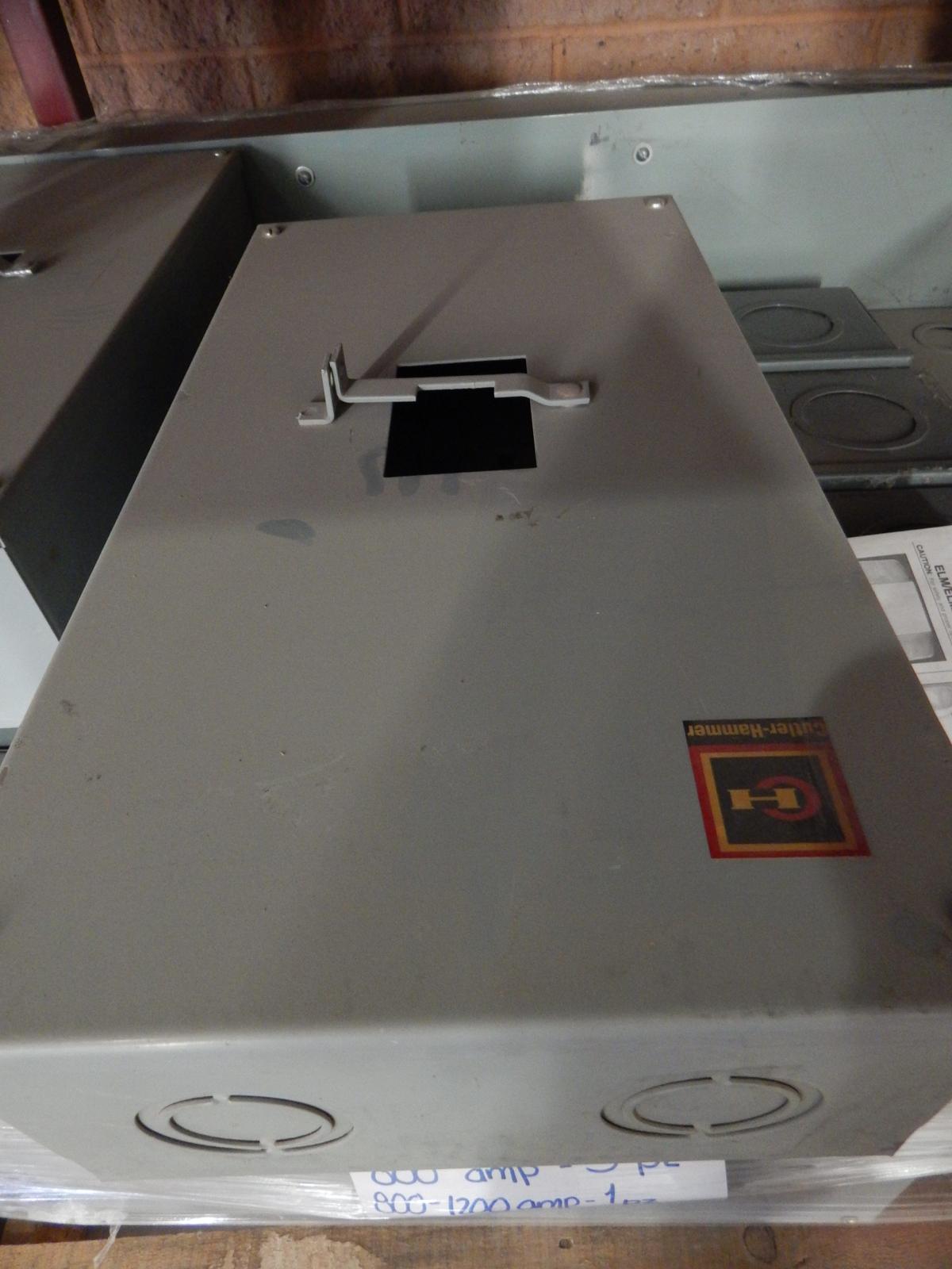Gabinete para Interruptor de 600 AMP marca Cutler Hammer - imagen 1