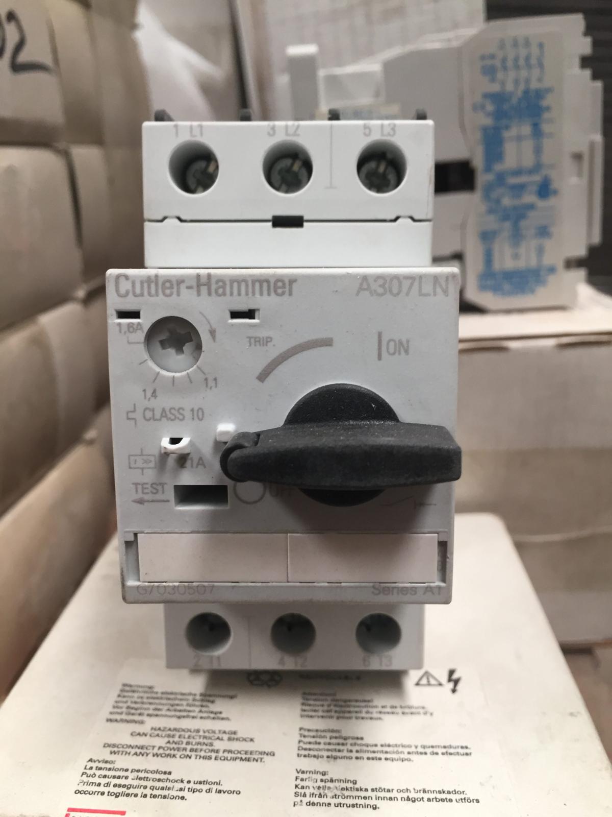 Protector manual para motor A307LN de 21 A marca Cutler-Hammer - imagen 1