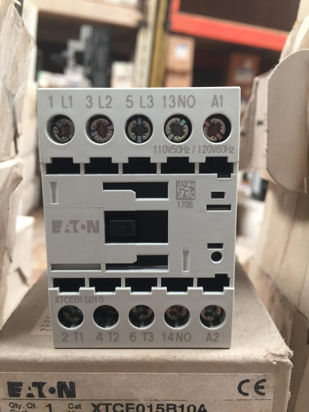 Contactor 3 Polos 15 AMP modelo XTCE015B10A marca EATON - imagen 1