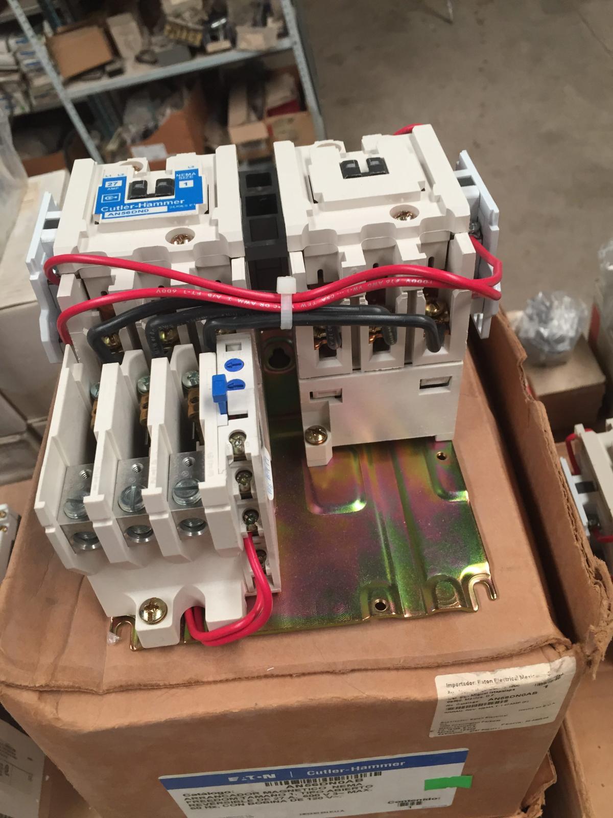Arrancador Magnético 27 AMP modelo AN56DN0AB marca Cutler Hammer - imagen 1