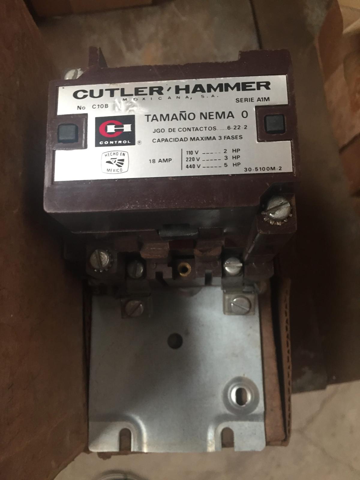 Contactor magnético 18 AMP modelo C10BNZB marca Cutler Hammer - imagen 1