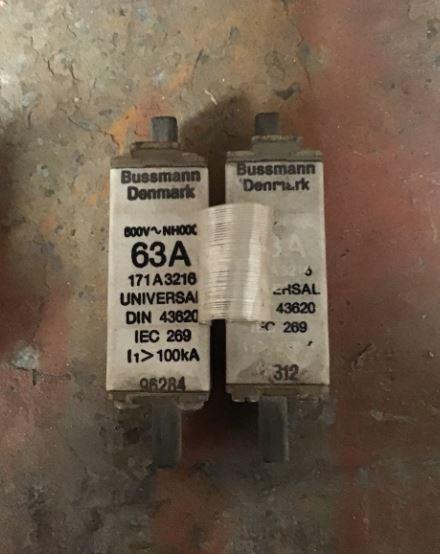 Fusible 63 AMP 500V modelo 171A3216 marca Bussmann - imagen 1