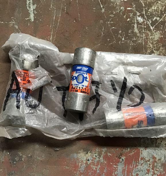 Fusible 17-1/2 AMP 600V modelo AJT17_1/2 marca AMP-TRAP - imagen 1