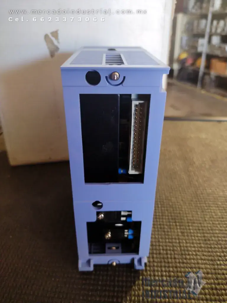 Unidad de potencia 115/230V modelo D320 marca Cutler Hammer - imagen 1