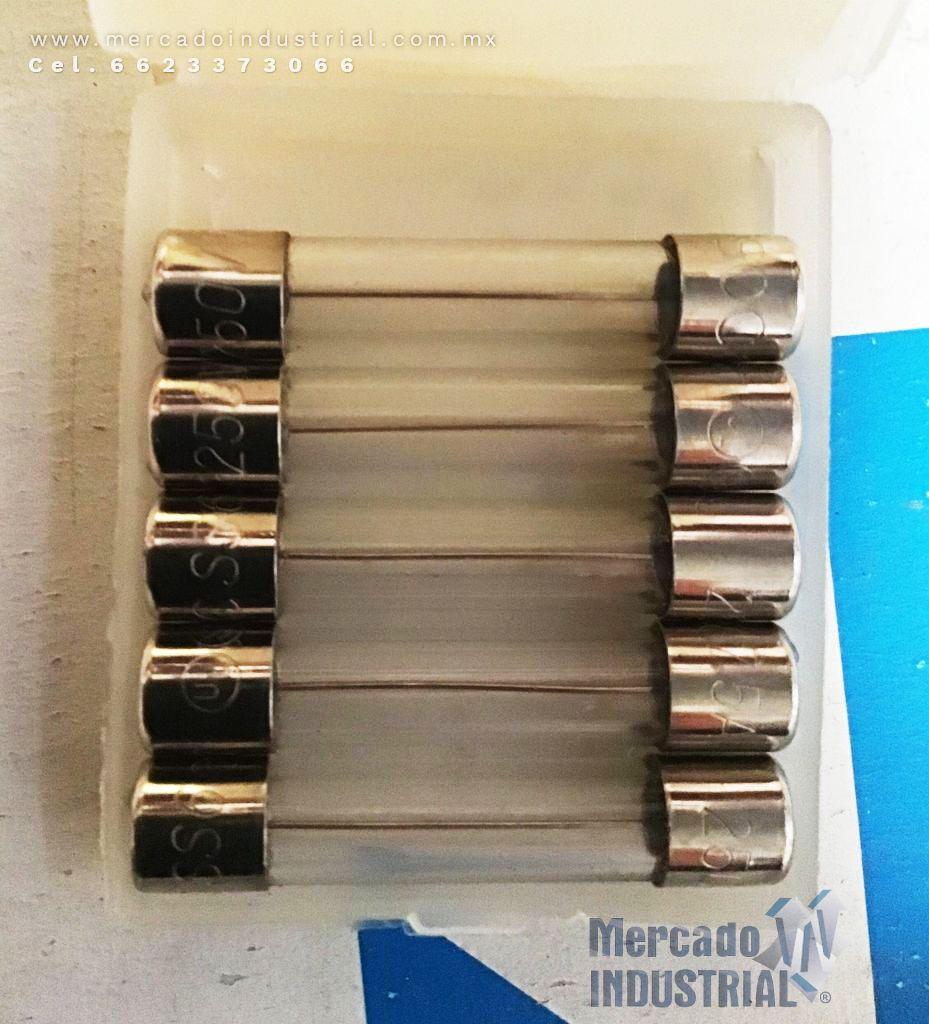 Fusible de acción rápida 7 AMP 125V modelo GAB7 marca Gould Shawmut - imagen 1