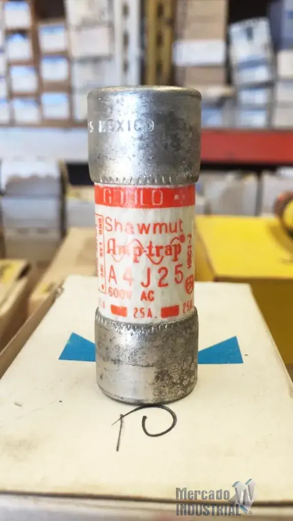 Fusible 25 AMP 600V modelo A4J25 marca Gould Shawmut - imagen 1