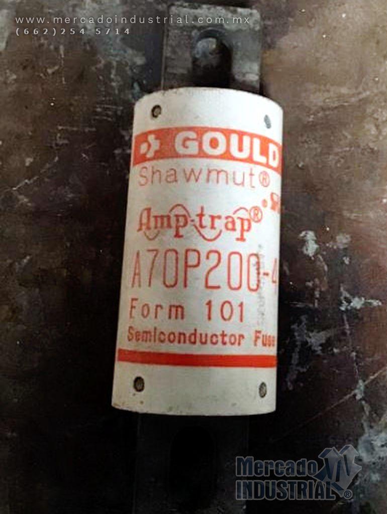 Fusible 200 AMP 700V modelo A70P200-4 marca Gould Shawmut - imagen 1