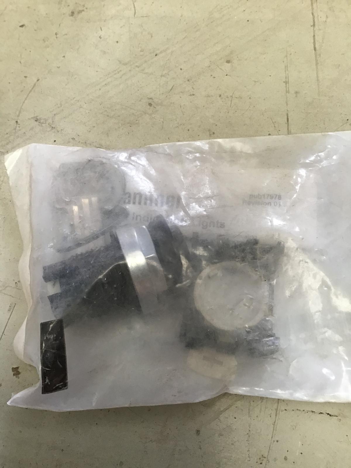 Selector de bloqueo modelo E22KG4 marca Cutler Hammer - imagen 1