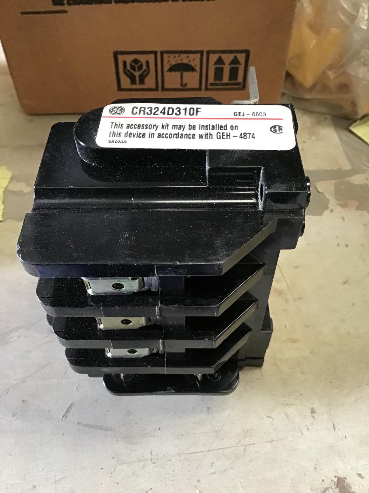 Relé de sobrecarga térmica 10 AMP modelo CR324D310F marca GENERAL ELECTRIC - imagen 1