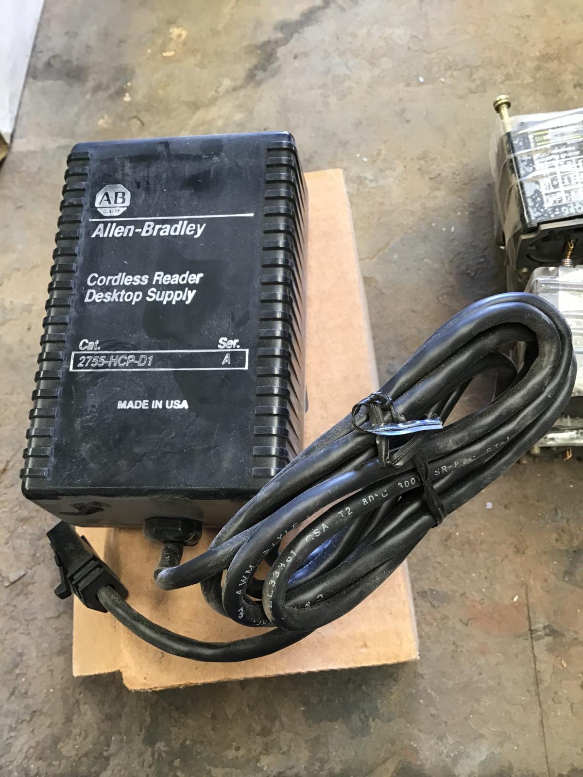 Fuente de 12 V cat. 2755-HCP-D1 marca Allen-Bradley - imagen 1