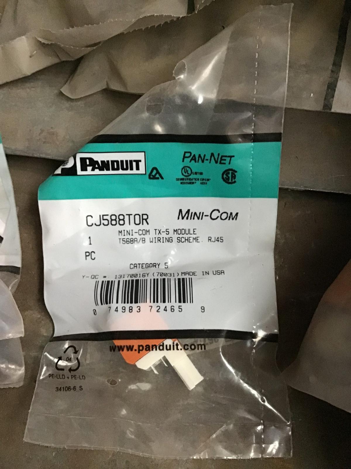 Conector marca PANDUIT modelo CJ588T0R - imagen 1