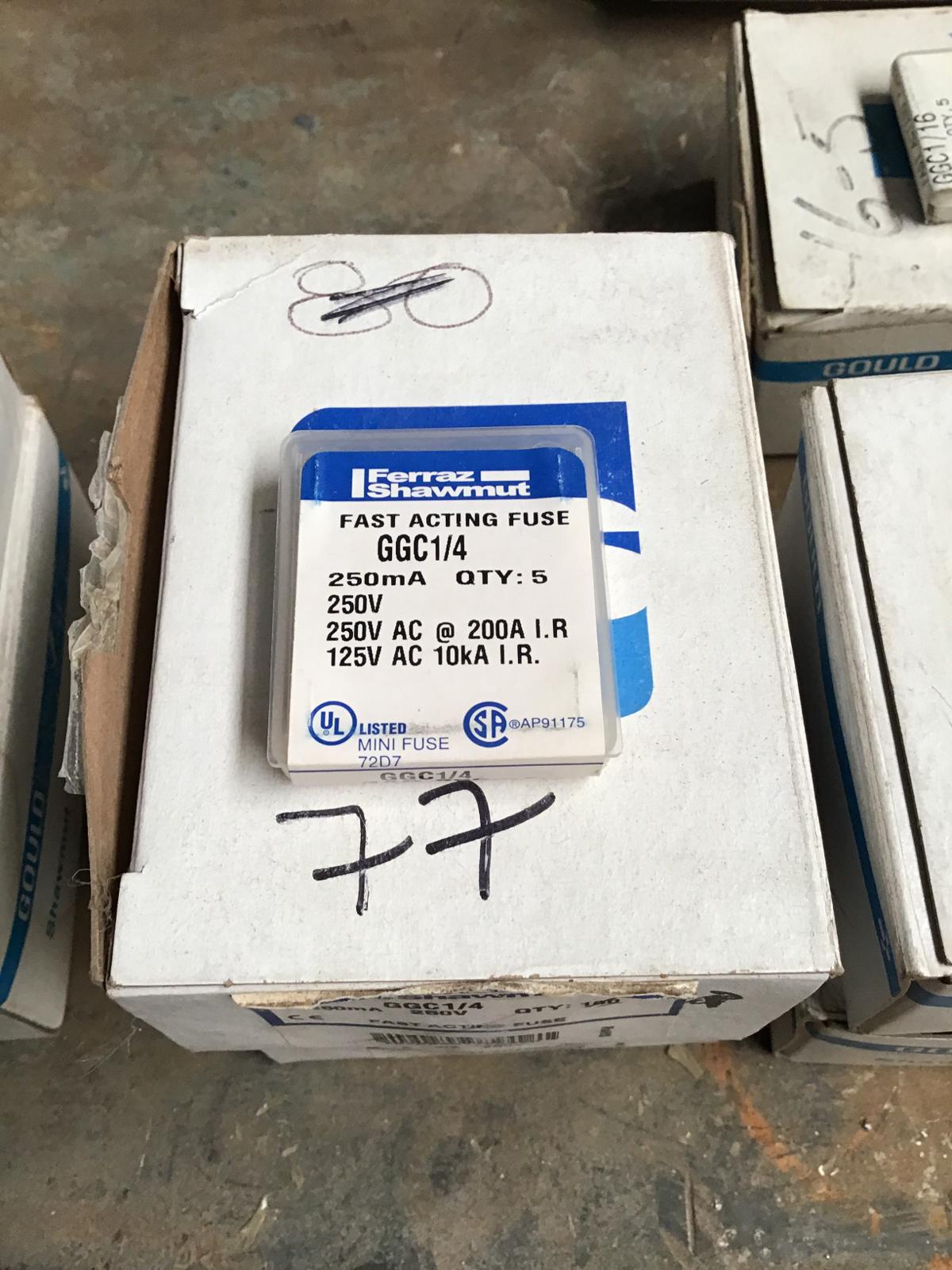 Fusible de acción rápida 250 mA 250V modelo GGC1/4 marca Ferraz Shawmut - imagen 1