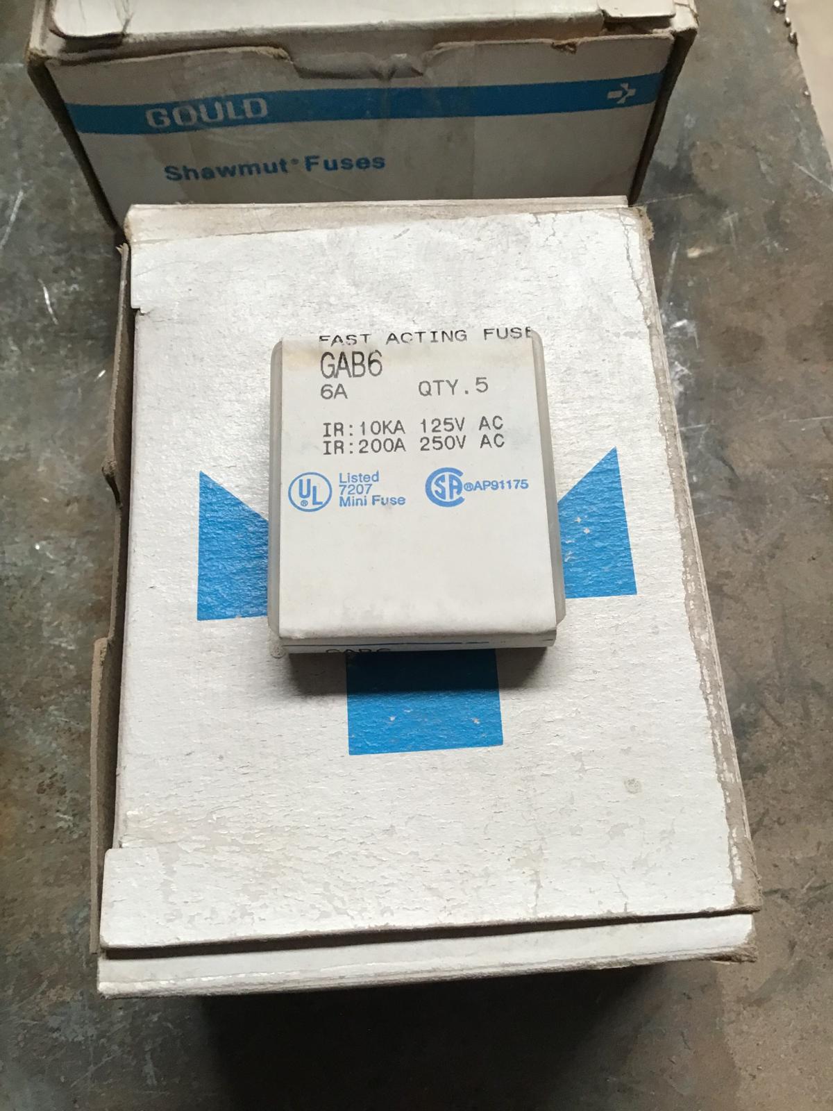 Fusible de acción rápida 6 AMP 125V modelo GAB6 marca Gould Shawmut - imagen 1