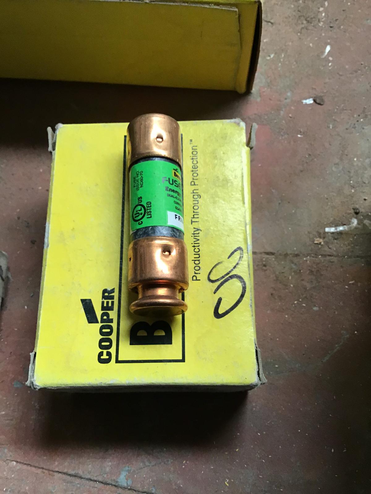 Fusible de retardo 30 AMP 250VAC modelo FRN-R-30 marca Bussman - imagen 1
