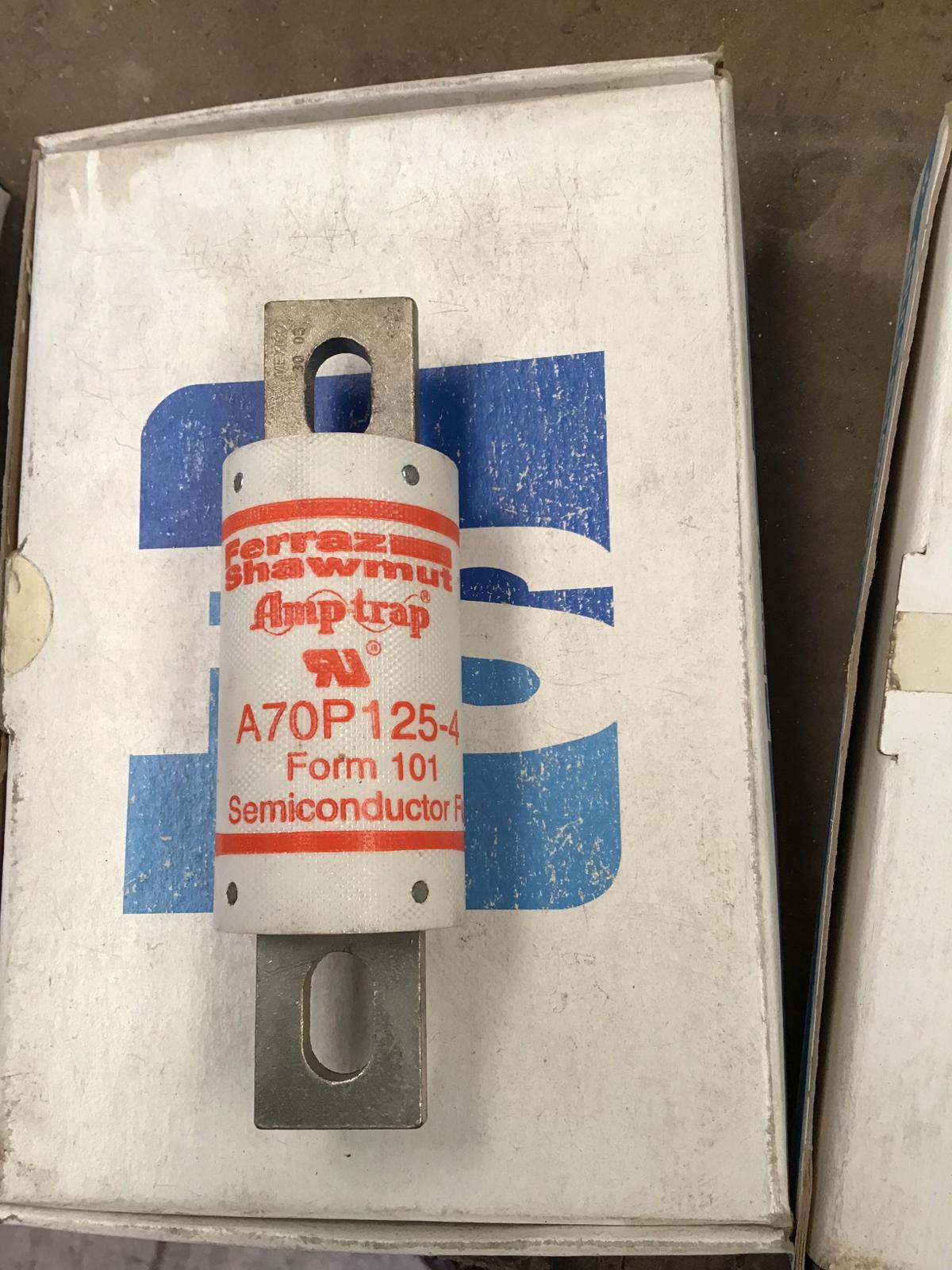 Fusible 125 AMP 700V modelo A70P125-4 marca Ferraz Shawmut - imagen 1