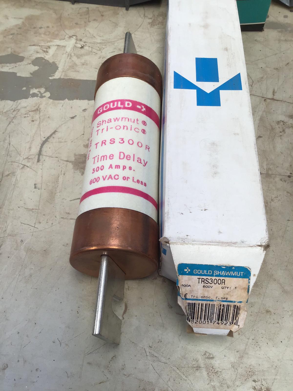 Fusible 300 AMP 600V modelo TRS300R marca Gould Shawmut - imagen 1
