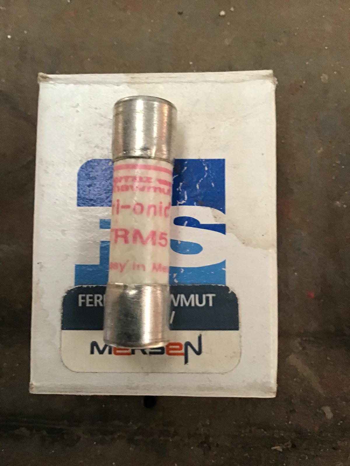 Fusible 5 AMP 250V modelo TRM5 marca Ferraz Shawmut - imagen 1