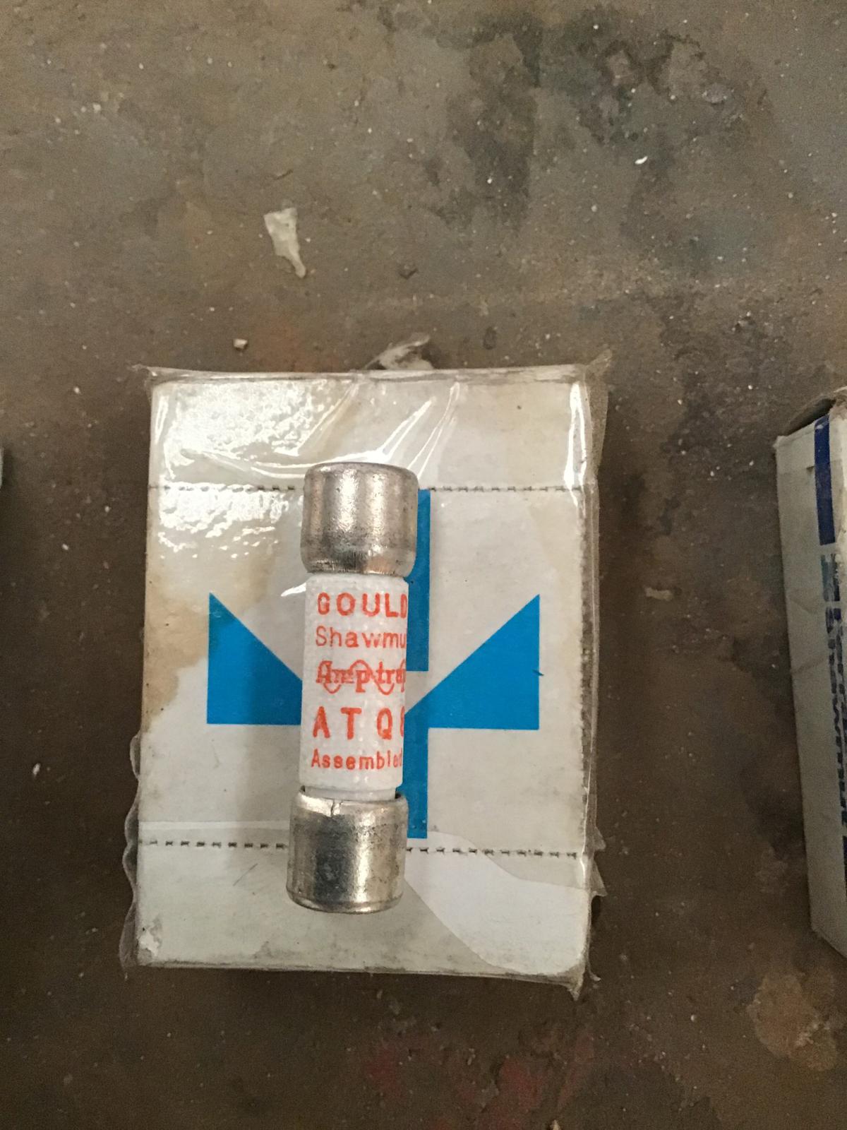 Fusible 8 AMP 500V modelo ATQ8 marca Gould Shawmut - imagen 1