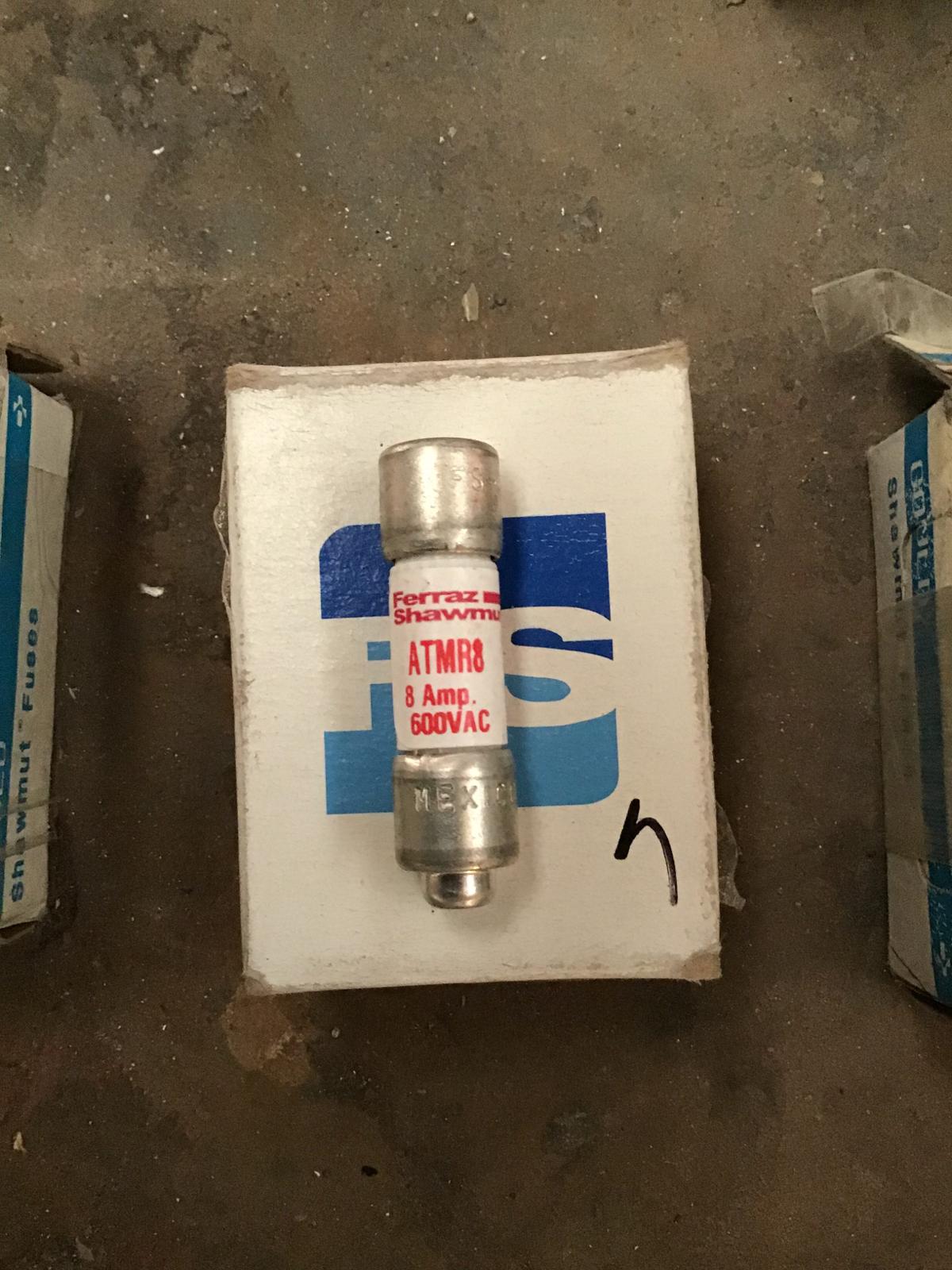 Fusible 8 AMP 600V modelo ATMR8 marca Ferraz Shawmut - imagen 1
