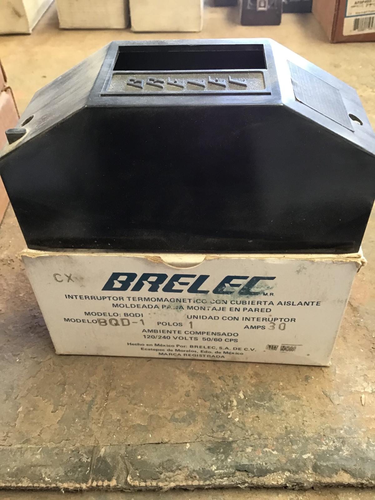 Cubierta aislante para interruptor termomagnético hasta 30 AMP 120/240 V 1 polo modelo BQD-1 marca Brelec - imagen 1