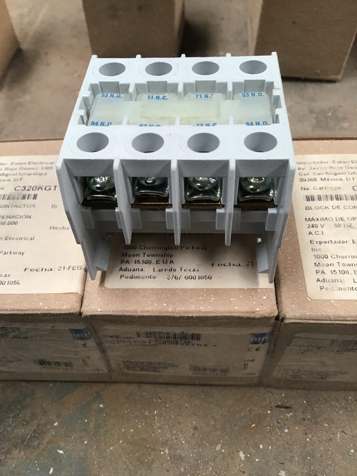 Contacto auxiliar 4 polos C320KGT15 Cutler Hammer - imagen 1