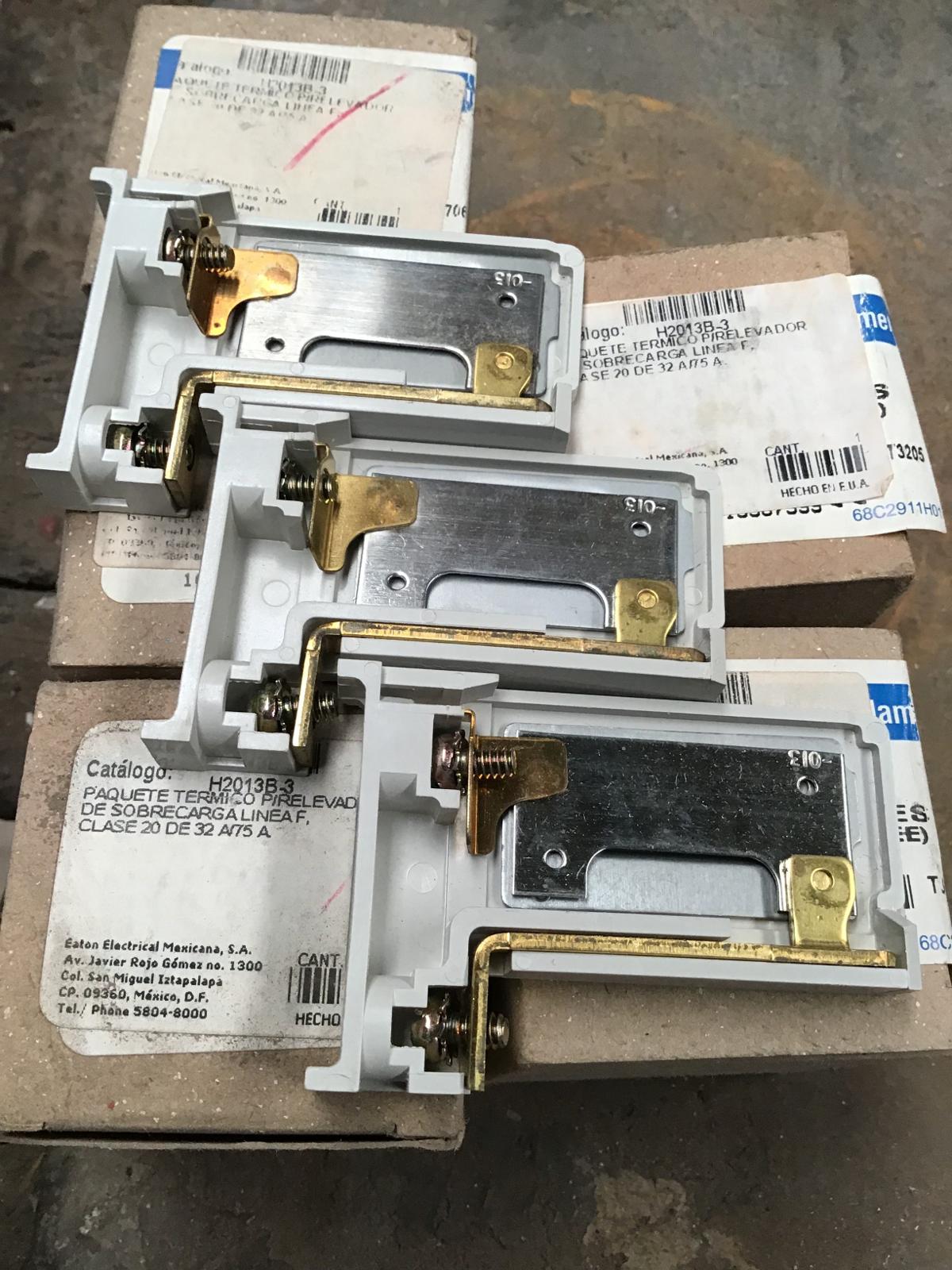 Paquete térmico 32 A/75 A modelo H2013B-3 marca Cutler Hammer - imagen 1