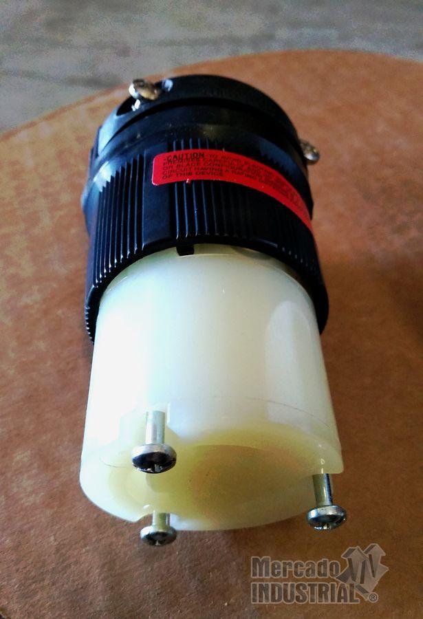 Toma corriente hembra 30 AMP 125/250V modelo 3333N marca Cooper - imagen 1