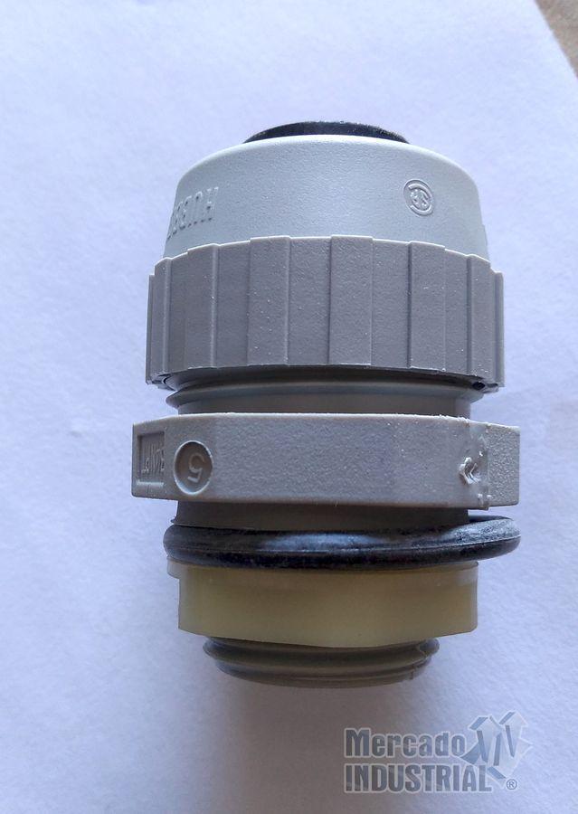 Conector Conduit 3/4" modelo P075NGYA marca Hubbell - imagen 1