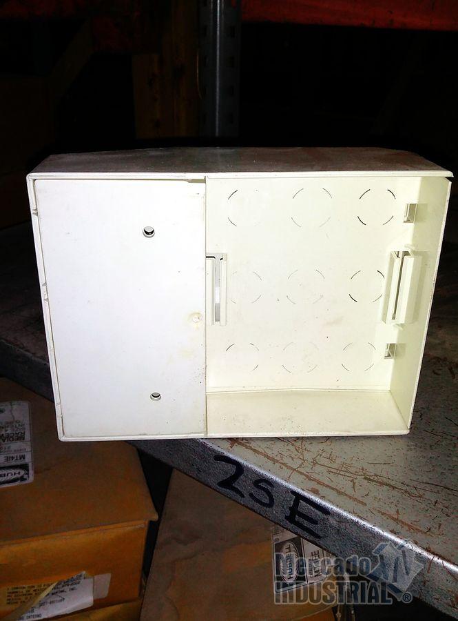 Cubierta tamaño 5 modelo MT5TF marca Hubbell - imagen 1