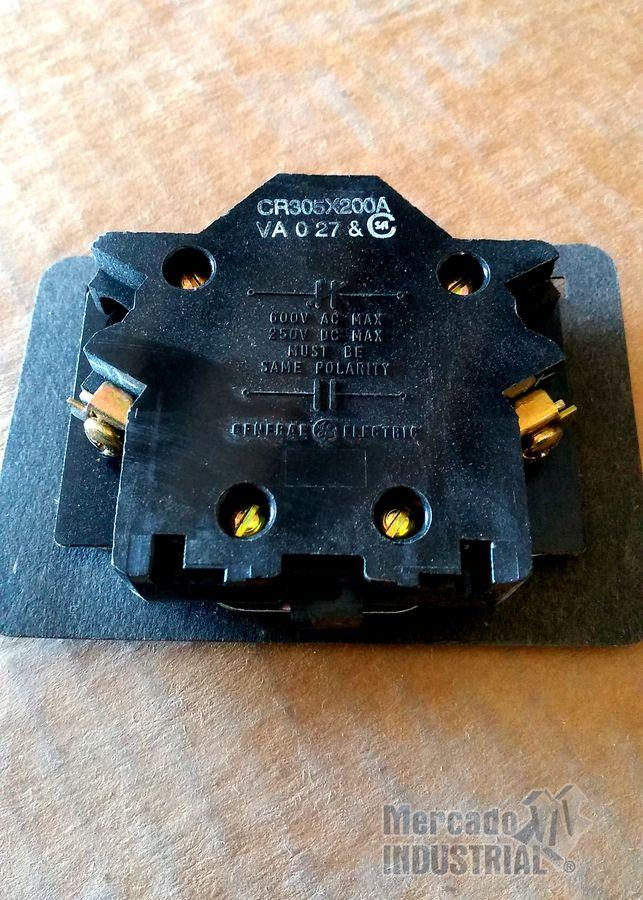 Auxiliar 250 VDC modelo CR305X200A marca GENERAL ELECTRIC - imagen 1