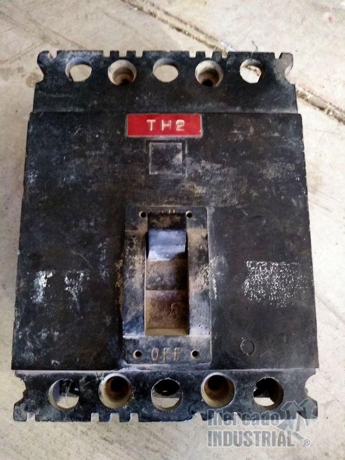 Interruptor térmico 15 AMP 3 polos marca Square D - imagen 1