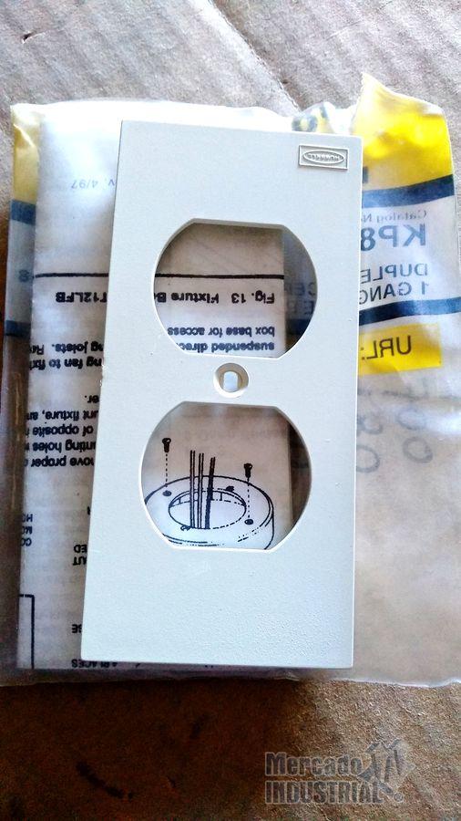 Placa para receptáculo modelo KP8 marca Hubbell - imagen 1