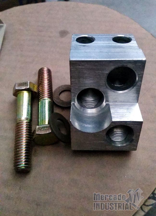Terminal del disyuntor de caja moldeada #3/0 AWG-400 kcmil modelo TA1000NB1 marca Cutler Hammer - imagen 1
