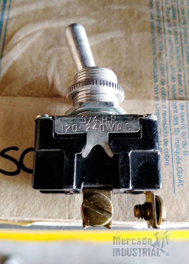 Interruptor de palanca 15 AMP 125 VAC modelo 5731 marca Leviton - imagen 1