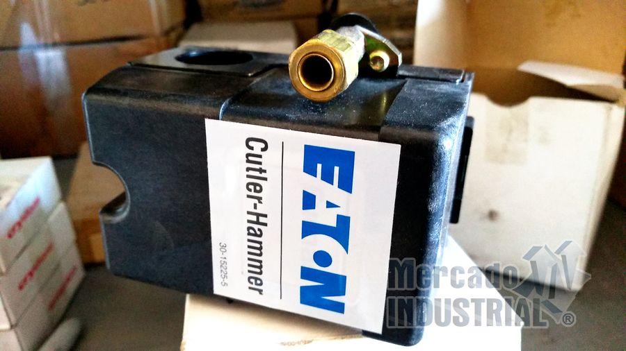 Interruptor de presión para aire modelo 10007HMB8Y marca Cutler Hammer - imagen 1