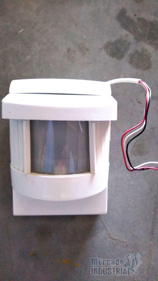 Sensor de pared modelo 6777-W marca LEVITON - imagen 1