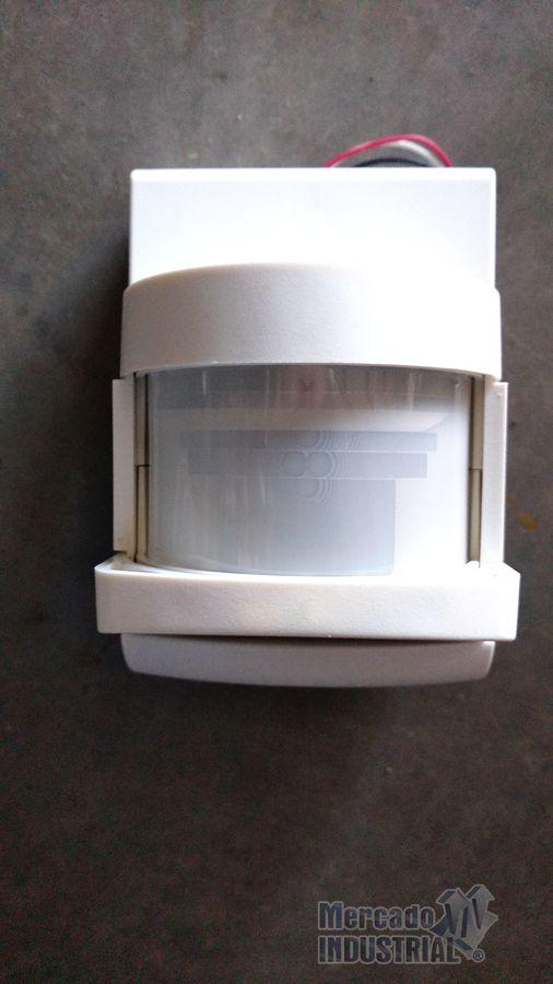 Sensor infrarrojo modelo 6787-W marca LEVITON - imagen 1