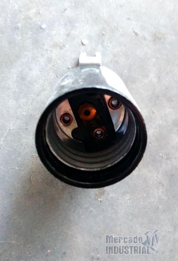 Socket  modelo 3352-1 marca LEVITON - imagen 1