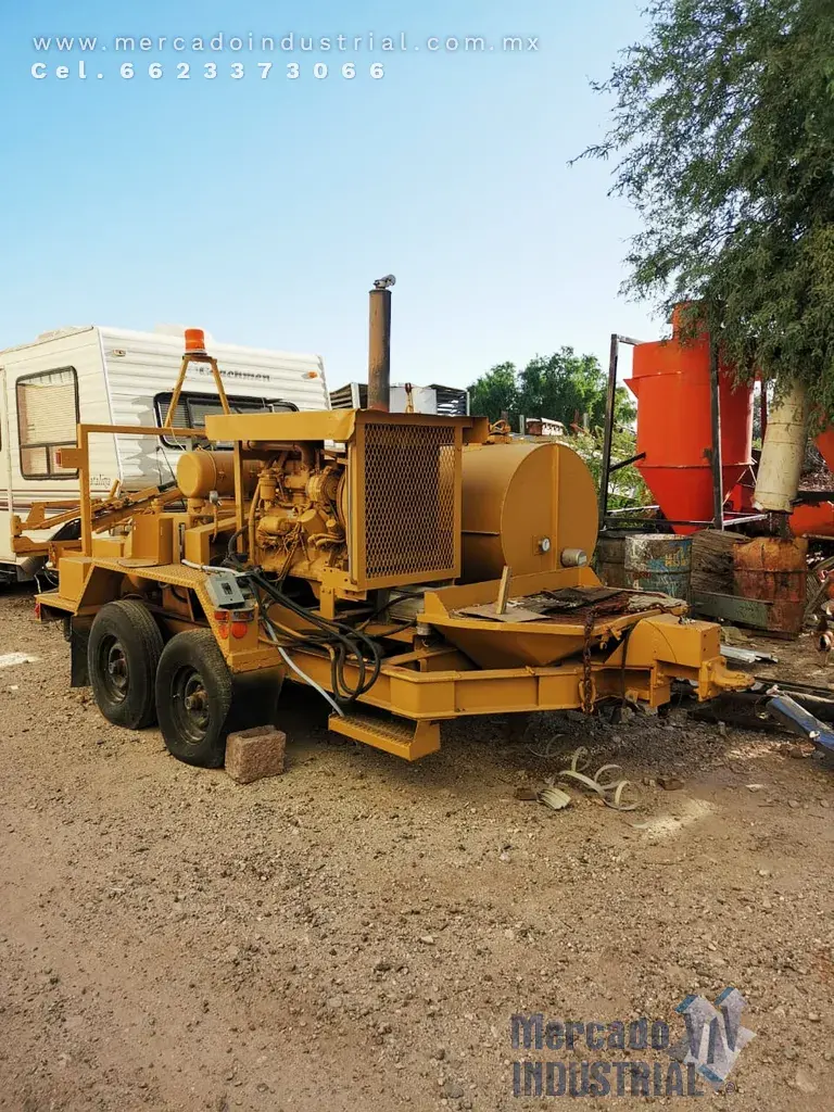 Esparcidora de asfalto remolcable modelo AMZ COBRA marca ZIMMERMAN EQ - imagen 1