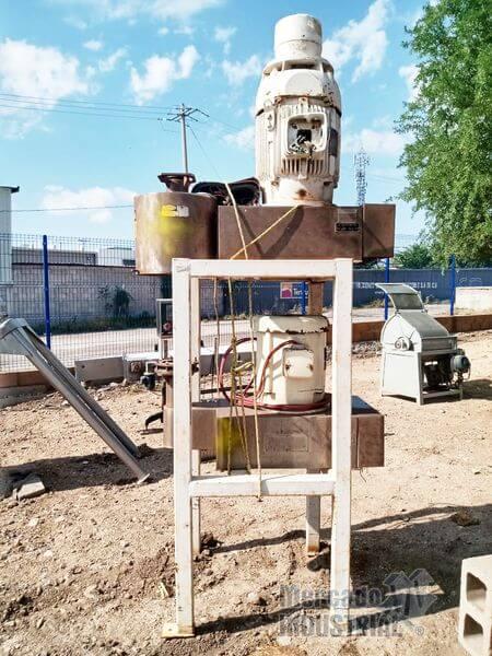 Molino triturador con dos motores eléctricos superiores - imagen 1