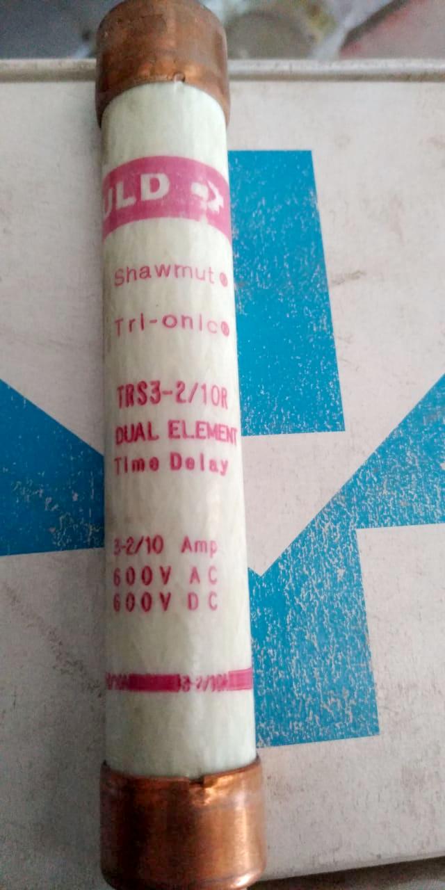 Fusible 3-2/10 AMP 600V modelo TRS3-2/10R marca Ferraz Shawmut - imagen 1