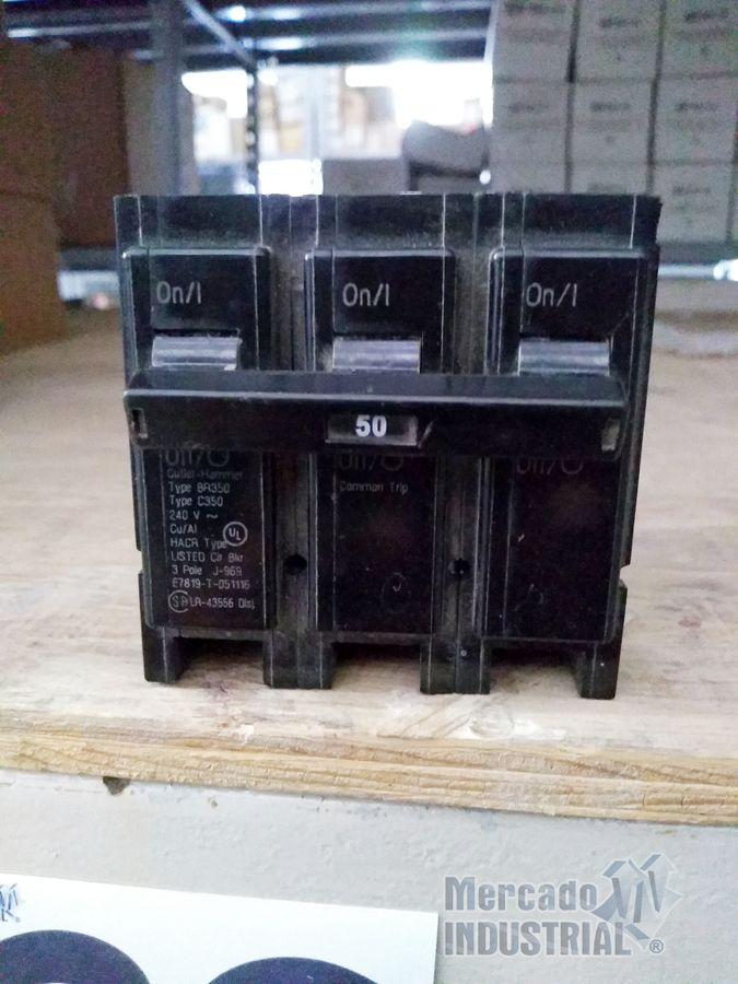 Interruptor 50 AMP 240 V 3 Polos modelo BR350 marca Cutler Hammer - imagen 1