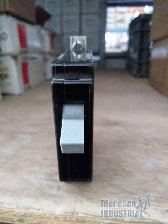 Interruptor 50 AMP 120/240 V 1 Polo modelo CHB150 marca Cutler Hammer - imagen 1