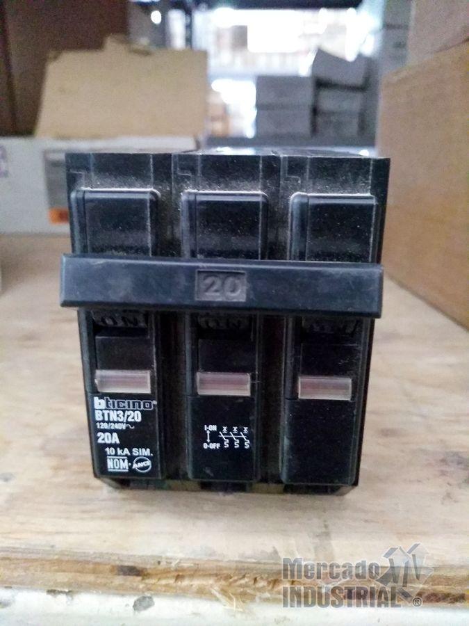 Interruptor termomagnético 20 AMP 120/240 V 3 Polos modelo M338190 marca BTCINO - imagen 1