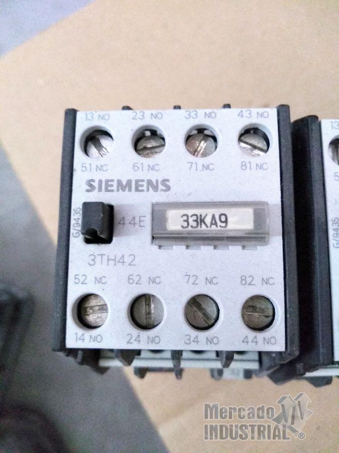 Contactor 16 AMP 600 V modelo 3TH4244-0A marca SIEMENS - imagen 1
