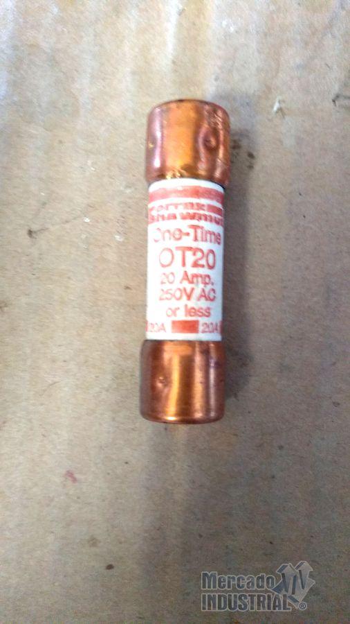 Fusible de 20 AMP modelo OT20 marca Ferraz Shawmut - imagen 1