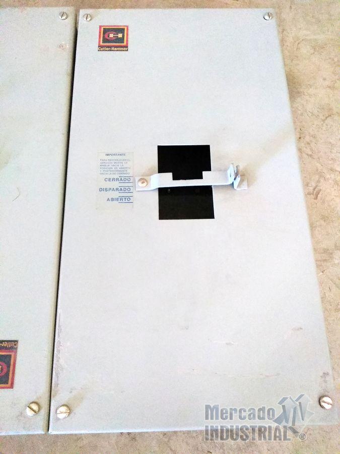 Gabinete vacío para uso general 28cm x 53cm marca Cutler-Hamer - imagen 1