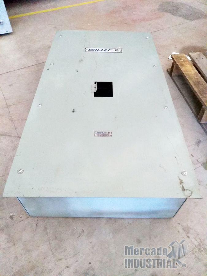 Gabinete vacío para uso general .57 m x 1.06 m marca General Electric - imagen 1