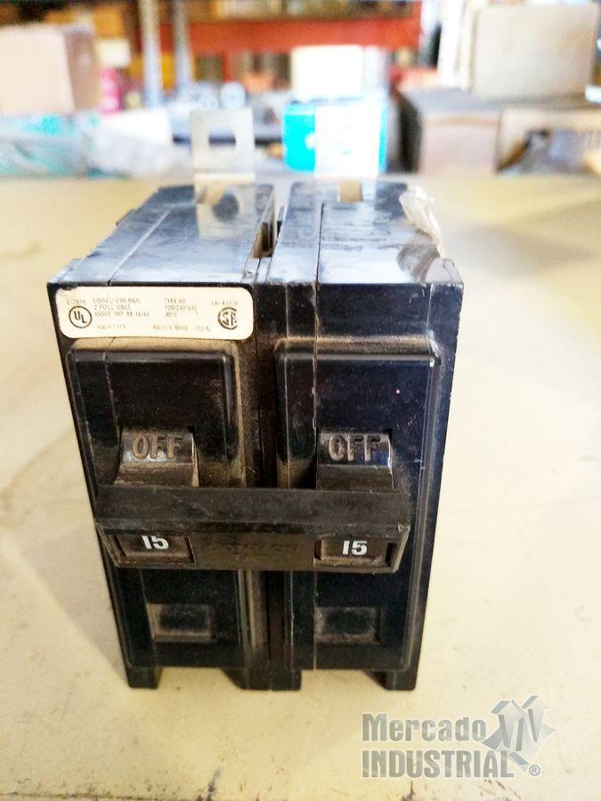 Interruptor 15 AMP 127/220 V 2 polos modelo BAB2015 marca Cutler Hammer - imagen 1